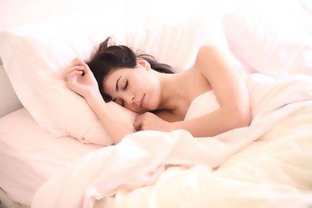 कम नींद लेने के स्वास्थ्य नुकसान 